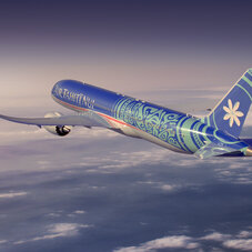 Tahitian Dreamliner