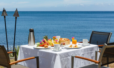Le Tahiti by Pearl Resorts - Spacifica Travel Breakfast with a view