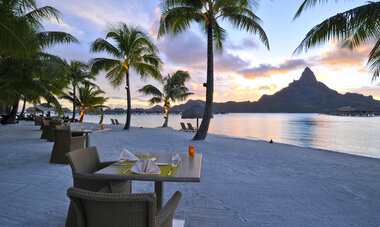 Spacifica Travel InterContinental Bora Bora Resort & Thalasso Spa Dinner on the beach