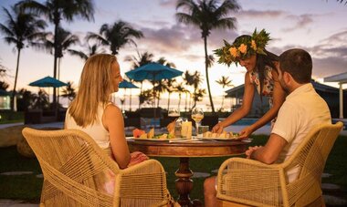 Raiatea Lodge Dining Dining at Raiatea Lodge