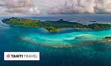 Aranui 5 at Raivavae | Credit: Lionel Gouverneur - Entire Travel Group