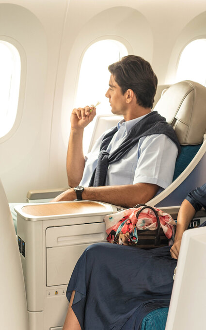 full-0039_business-sce-rights-until-jun24_17.jpg Air Tahiti Nui Poerava business